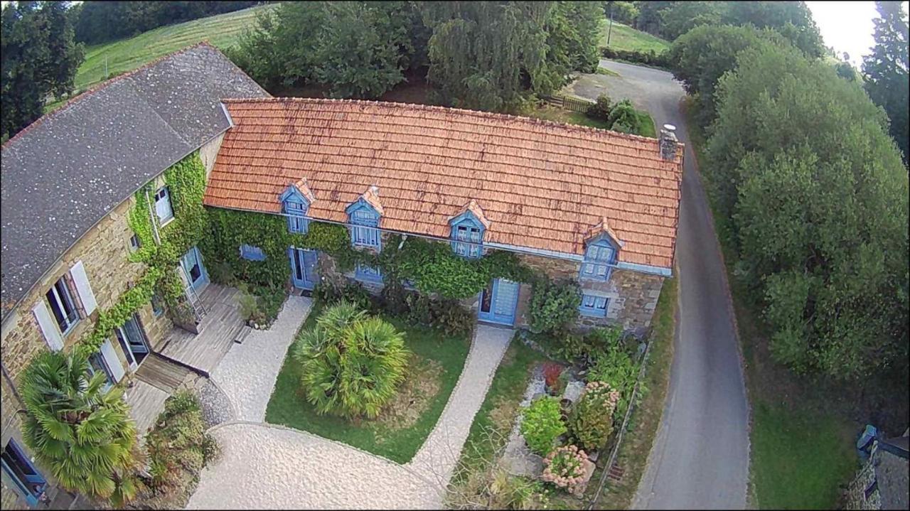 Gites De La Touche Aux Pourvoirs Combourg Exterior photo